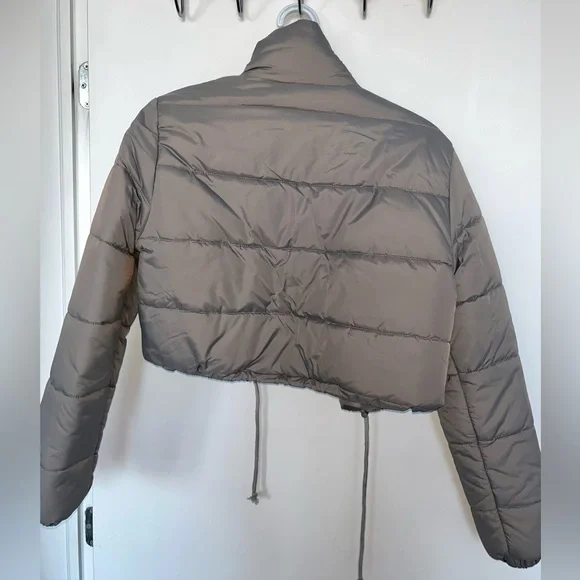 Grey Cropped Puffer - Picture 5 of 5